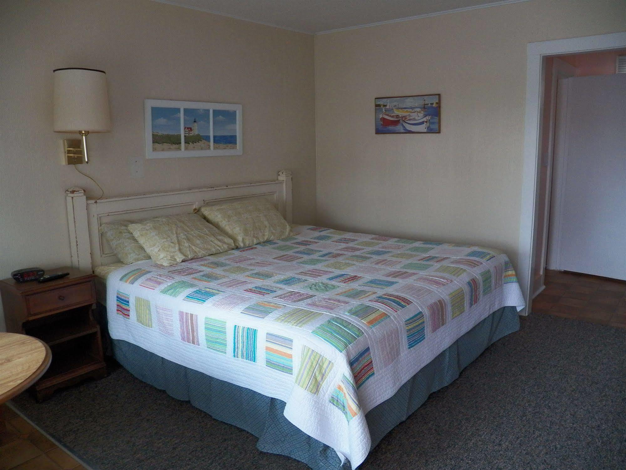 Coast Village Inn And Cottages Wells Buitenkant foto
